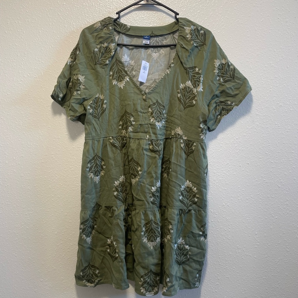 NWT Old Navy Army Green Dress Floral